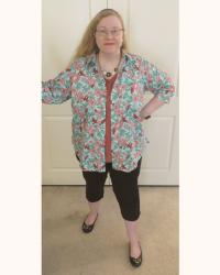 3 Statement Floral Shirt Summer Outfits + DIY Paper Beads
