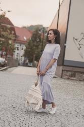 Weite Kleider für entspannte Sommerlooks