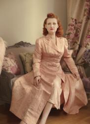 Embracing Vintage Glamour in Loungewear