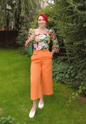Floral Print Square Neck Top With Orange Culottes + Style With a Smile Link Up