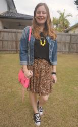 Spring Skirts And Denim jackets With Neon Pink Bag