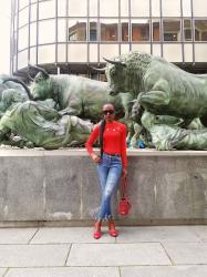 Styling Jeans For The Perfect Casual Look: Monumento Al Encierro