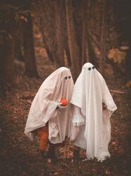 Des Fantômes, pour un costume d’Halloween eco-friendly