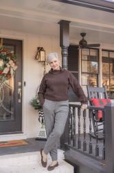 Comfortable Winter Travel Outfit and Holiday Porch Décor