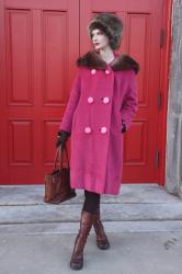 Starting the new year with old clothes

Outfit rundown
Coat: vintage
Hat: vintage (was my great&hellip;