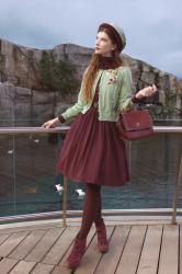 Plum and mint in an artificial climate

Outfit rundown
Dress: second-hand Innocent World
Cardigan:&hellip;