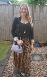 Black And Leopard Maxi Skirt And Blazer Outfits