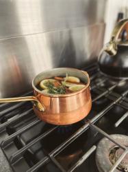 spring simmer pot recipe: perfect for hosting.