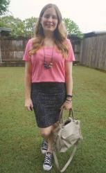 Navy and Pink Pencil Skirt and Tee Outfits With Grey Mini MAB Bag
