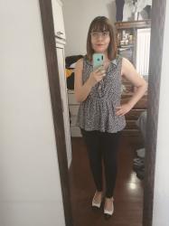 Outfit propio: Blusa peplum animal print blanco/negro + jeans negros.