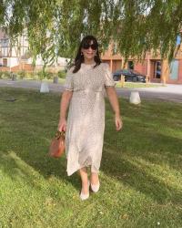 Tea Dress - Chic & Stylish Linkup