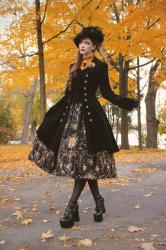 L'endeuillée de l'automne