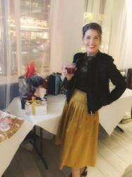 Holiday Party Style Tips: Look Festive Without Feeling Like a Costume