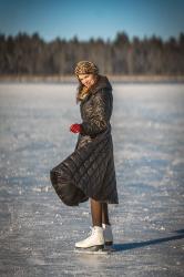 Eislaufen im Winterwunderland: Mein perfekter Look & die besten Tipps für kalte Tage