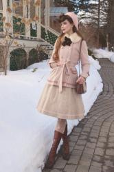 Low sunlight, thrifting and snow