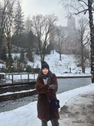 L:Dracula Castle, Romania
