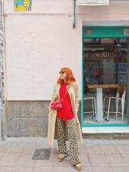Un nuevo look combinando rojo y leopardo