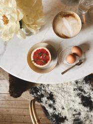 Smoothietopping, ensampromenad och ett bultande hjärta