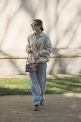 Bomber jacket, jeans, baguette bag