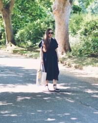 Effortless Spring Style: The Navy Pinstripe Dress I’m Loving Right Now