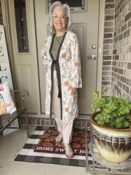 Dining Set Makeover & Spread The Kindness Link Up On the Edge #760