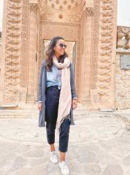How to Stay Safe While Traveling (Without Looking Like a Tourist)