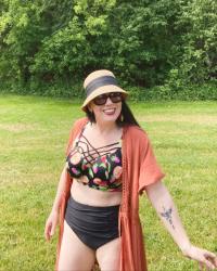 What Is the Difference Between a Bathing Suit and a Swimsuit? 