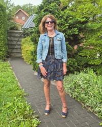 The Good Buy/Good-Bye Book: Mini Skirts & Spread The Kindness Link Up On the Edge #769