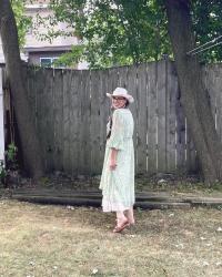 Last Days of Summer & Spread The Kindness Link Up On the Edge #773