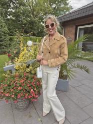 Cropped Trenchcoat aus Wildleder
