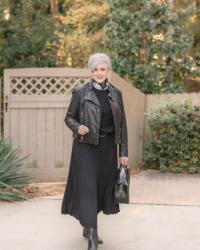 Skirt Outfit Ideas for Women Over 50