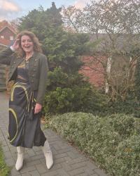 Wrap dress-The Good Buy/Good-Bye Book