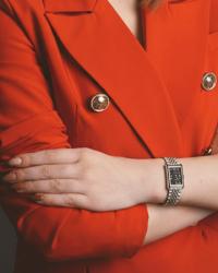 Jak wybrać zegarek damski na bransolecie – praktyczny poradnik