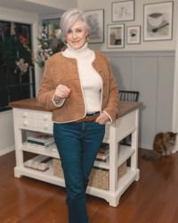 Casual Christmas Outfits for Women Over 50