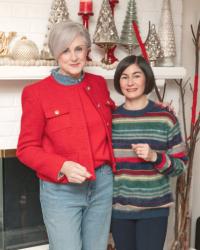 Mistletoe Martini & Gingerbread Cheesecake Dip: Sweet Holiday Sips