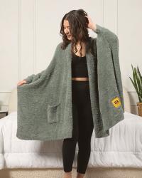 Some of My Favorite Christmas Gifts & Spread The Kindness Link Up On the Edge #788