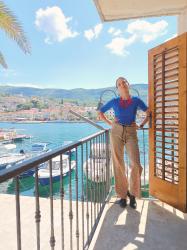 LAMENT FOR THE NAVY BY VANJA VLAHOVIĆ ( BOOK REVIEW) PLAČ ZA MODRIM (OGLED KNJIGE)