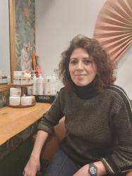 Alinart coiffure bio avec Delphine Bell ecrivain