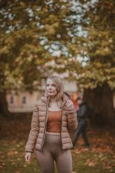 Winter Activewear Colour Trends for 2026: Soft Shades, Neutrals, and Valentine’s Style