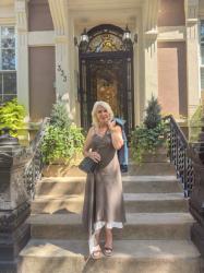 The Outnet: Chic Travel Fashion Finds at Designer Discounts