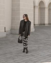 Zebra midi skirt, leather jacket, kitten heels 