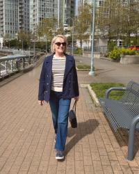 A Simple Navy and White Formula For Easy Spring Dressing