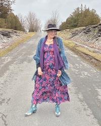 So Many Outfit Photos and the Reasons Why