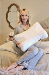 Why the Omnia Sleep & Glow Pillow Is My Favorite Anti-Aging Sleep Upgrade