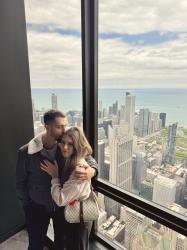     Najwyższy budynek Chicago /    największy Starbucks świata 