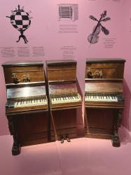 Flops au musee des Arts et métiers et Aura