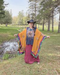 Another DIY Tee Shirt Poncho & Spread The Kindness Link Up On the Edge #808