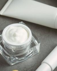 Best Bakuchiol Face Creams for Sensitive Skin, Ranked by How Little They Irritate