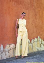 Yellow total look