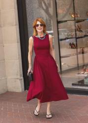 THE RICH RED TREND THAT’S CARRYING SUMMER STRAIGHT TO FALL